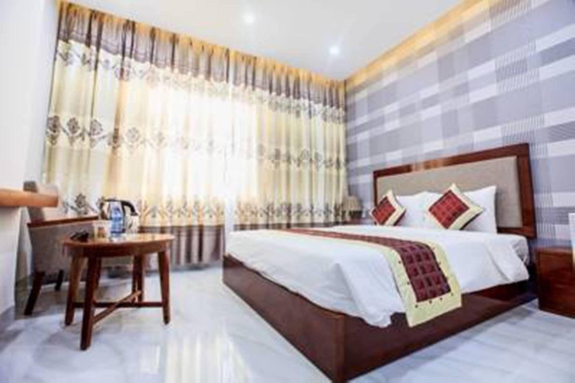 My Hanh Hotel Da Nang Buitenkant foto